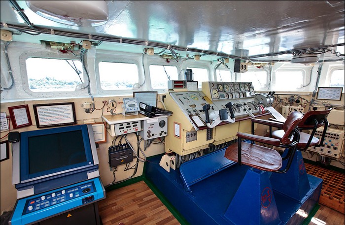 Hệ thống điều khiển trên tàu đã được nâng cấp rất nhiều và khá hiện đại.